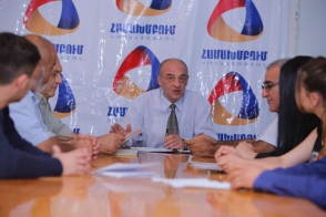 Վահան Ղույումչյան.